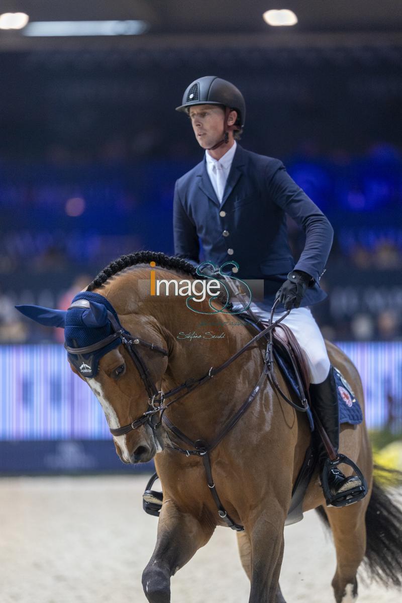 Maher Ben (GBR) riding Point Break_Verona_20241109_SS358136.jpg